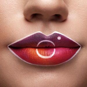 rote Lippen in Nahaufnahme