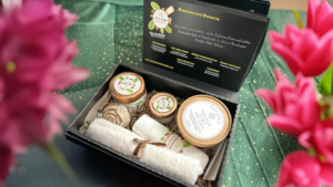 SheaKaam Naturkosmetik: Handgefertigte Hautpflege mit Verantwortung – mit hochwertiger Sheabutter aus fairem Handel für eine natürliche und nachhaltige Pflege.