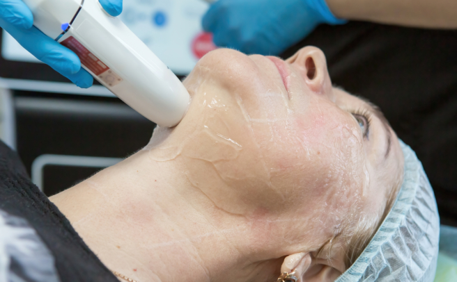 h2 jet peeling wird bei Frau angewandt