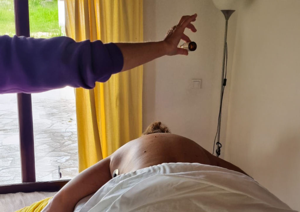 Ganzheitliche Steigerung des Wohlbefindens, Stressabbau und Biofeedback in Mittelkärnten mit Raindrops Frequency-Methoden von Scenarladys.