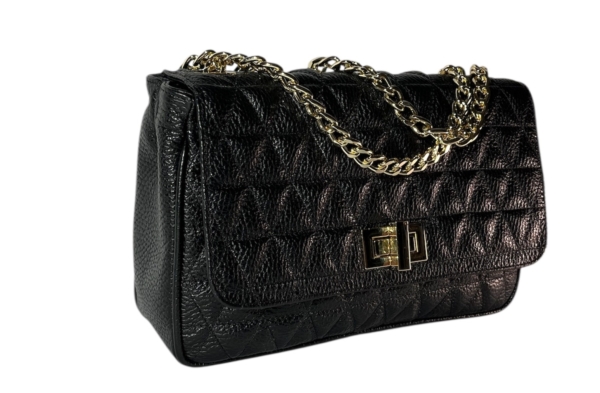 Heevn bietet nachhaltige Luxus-Designer-Handtaschen als Geschenkidee für die Feiertage und Weihnachten.