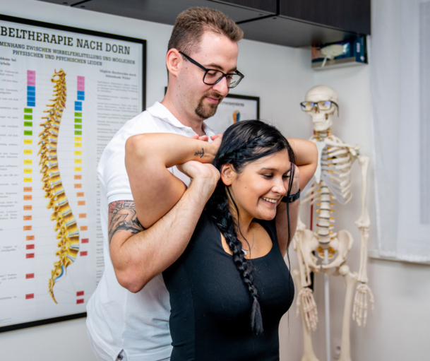 Wirbelwelt by Daniel Paul zeigt, wie Osteopathie Haltung, Mobilisation und Wohlbefinden verbessern kann.