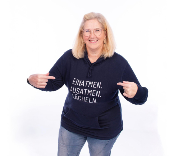 Hebamme Manuela Lampl begleitet vorurteilsfrei und einfühlsam zur geplanten Kaiserinnengeburt.