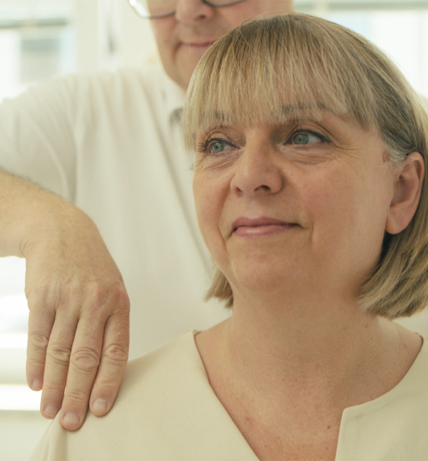 Sanfte Laserbehandlung bei Wunden: Laser- und Wundtherapie Moser bietet innovative, schmerzfreie Methoden zur Wundheilung.