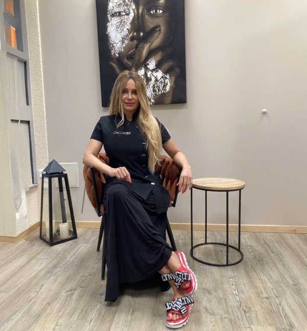 Feel Beautiful by Nicole erklärt Unterschiede bei IPL-Haarentfernung und Laser-Haarentfernung für optimale Ergebnisse.