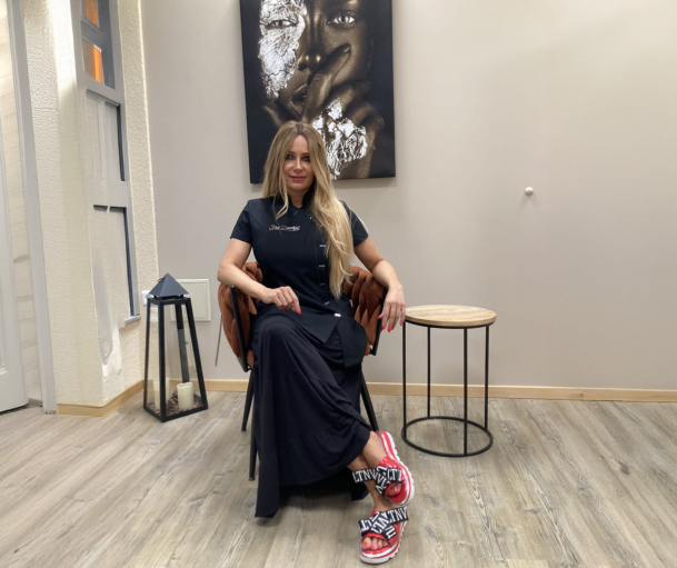 Feel Beautiful by Nicole erklärt Unterschiede bei IPL-Haarentfernung und Laser-Haarentfernung für optimale Ergebnisse.
