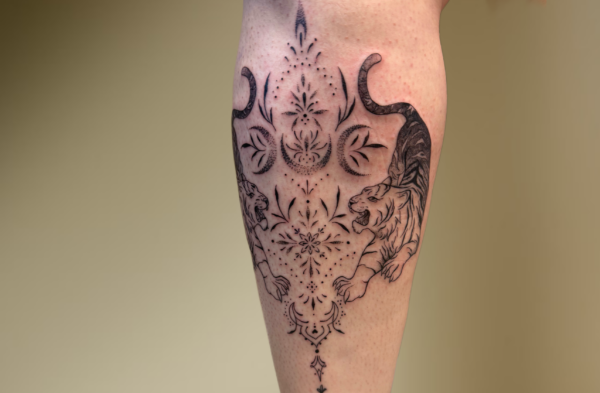 Im privaten Tattoostudio GreStella entstehen individuelle Mandala-Tattoos und Erinnerungskunst in ruhiger Atmosphäre.