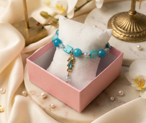 Handgemachter Schmuck von Lotus Unikat steht für Unikate und hochwertige Materialien fernab von Massenware.